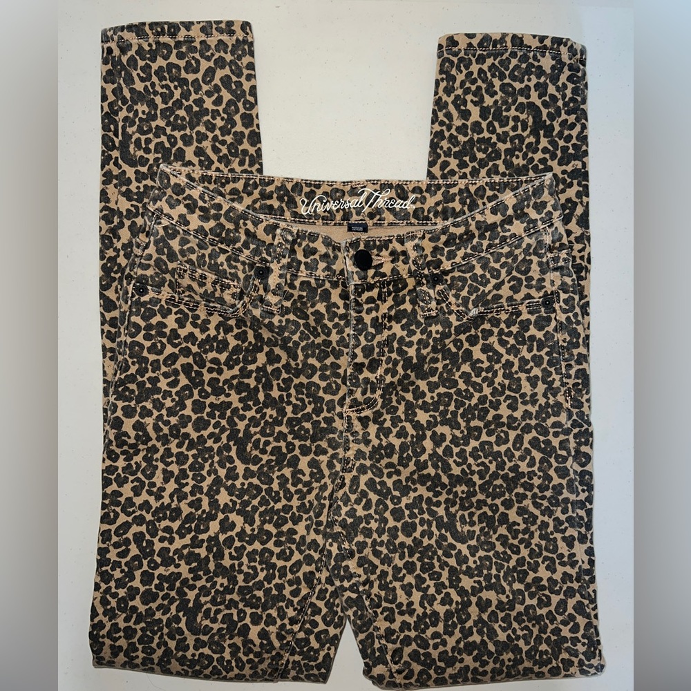 🐆 Leopard Jeans - Picture 2 of 4